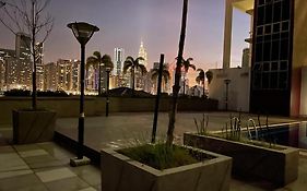 Utm Hotel & Residence